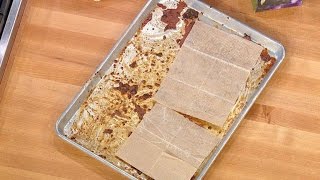 How to Easily Clean a Grimy Baking Sheet [upl. by Nichole]