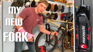 Unboxing New 26” Dirt Jumper Fork Marzocchi Bomber DJ [upl. by Amak]