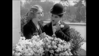 Charlie Chaplin  City Lights  Buying Flowers scene with Virginia Cherrill [upl. by Annette]