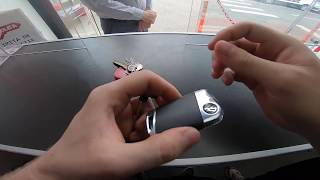 Tutorial cum sa schimbi bateria la cheia de Passat B8 VW Passat B8 key fob battery replacement [upl. by Phaedra792]