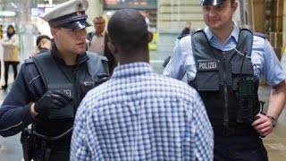 Einsatz für Bundespolizisten am Frankfurter Hauptbahnhof Doku Polizei 2015 [upl. by Morry619]