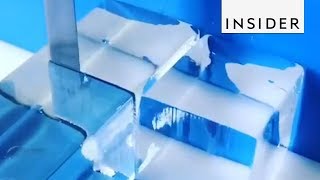 How Ice Cubes Are Cut [upl. by Anerat]