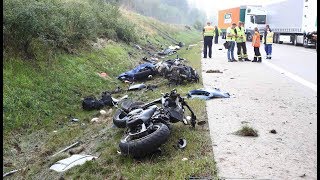 HORRORUNFALL Vier getötete Motorradfahrer auf A9 [upl. by Briny470]