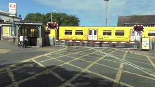 Birkdale Level Crossing [upl. by Weismann227]