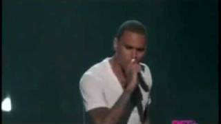 Chris Brown 2010 BET Awards quotCryingquot Man in The Mirror [upl. by Odnaloy849]