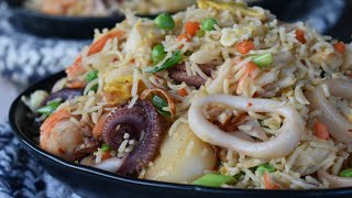 How to make the perfect seafood fried rice [upl. by Riccio]