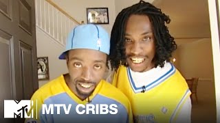 Carmelo Anthony Ying Yang Twins amp Ryan Pinkston  MTV Cribs [upl. by Trebleda376]