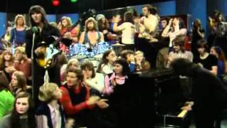 Blue Suede Tie The Tremeloes Disco 1973 [upl. by Frasier776]