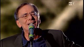 Roberto Vecchioni  Chiamami Ancora Amore SANREMO 2011 [upl. by Faith]